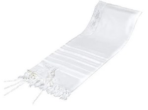 Picture of Tallis Tashbetz Wool Bais Yosef Sefardi Size 55 White on White Avodas Yad Tzitzis Strings 55" x 72"